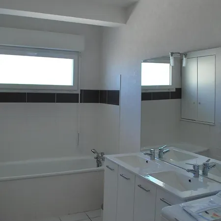 Moderne 2 Chambres, Balcon Plage, Animaux Admis - Fr-1-482-158 Apartment *